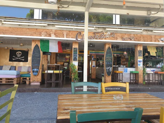 Clandestino Risto Pub