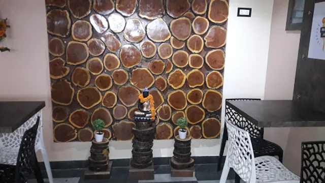 ADI REDDY JUICE & PAN