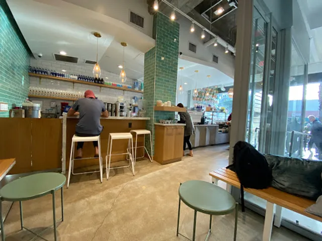 Bluestone Lane Santa Monica Coffee Shop