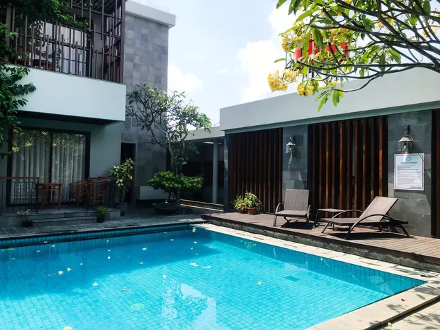 Grand Laguna Hotel And Villa