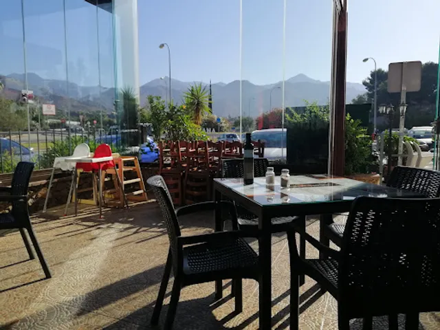 Cafetería Restaurante Axarquía