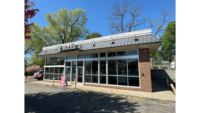 T-Mobile Authorized Retailer