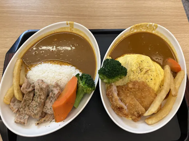 小東門咖哩-鳳山青年店