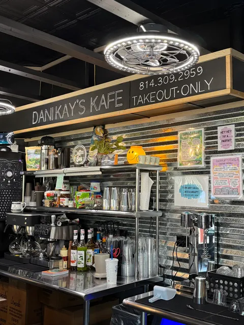 DaniKay's Kafe and Tanning Salon