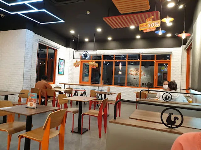 Popeyes Nguyễn Duy Trinh