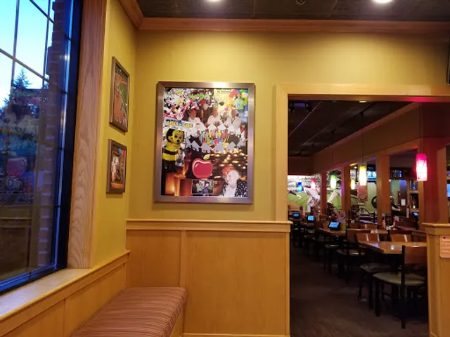 Applebee's Grill + Bar