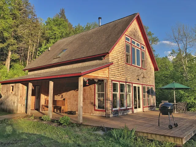 Breadloaf Mountain Cottage