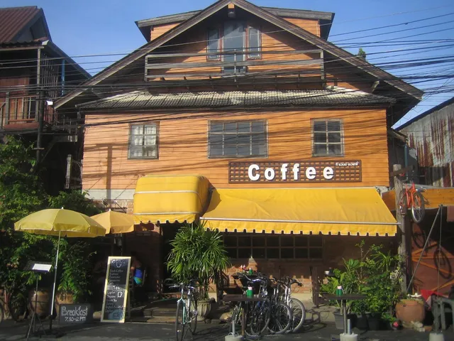 BRICKHOUSE Ayutthaya Guest House