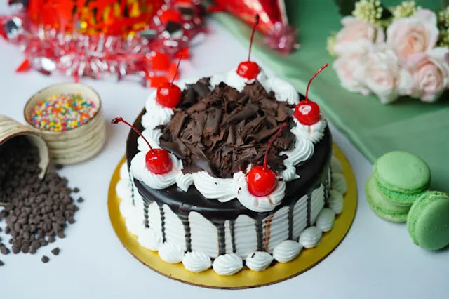 Pat-A-Cake & Hot kitchen