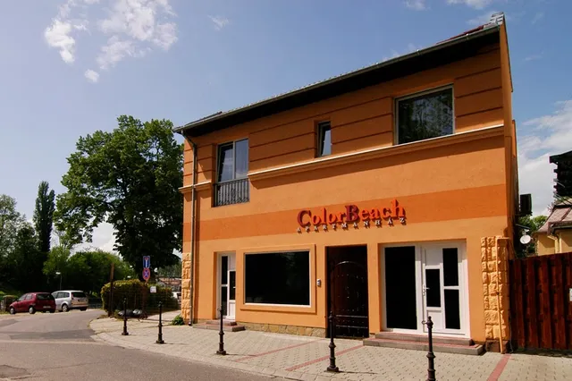 Color Beach Apartmanház