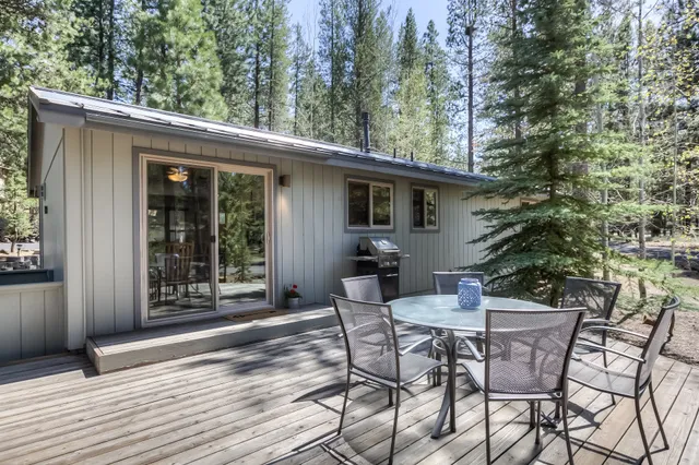 15 Red Fir Ln, Sunriver OR