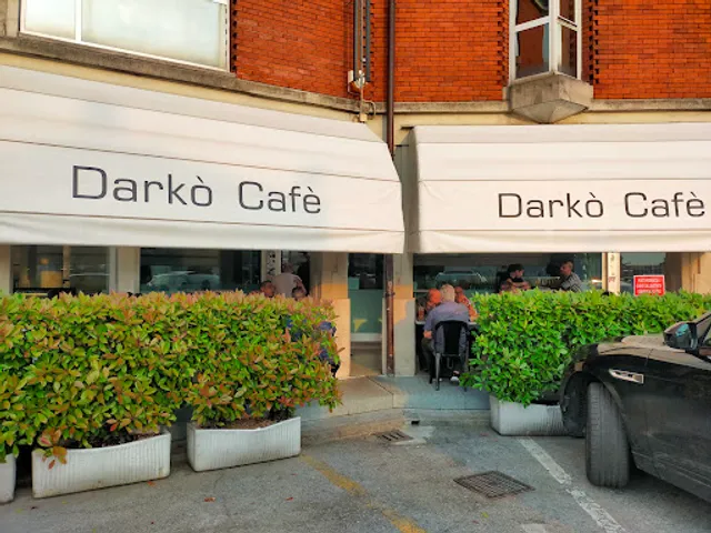 Darko' Cafe'
