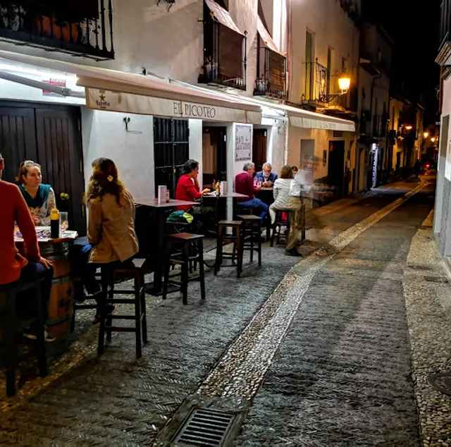 Bar restaurante El picoteo