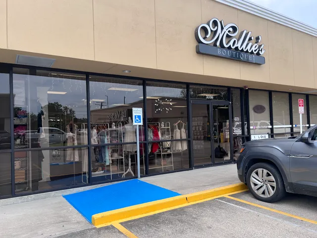 Mollie's Boutique