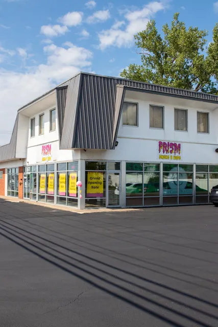 Prism smoke and vape