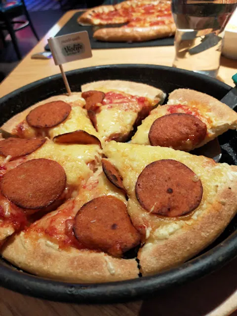 Pizza Hut