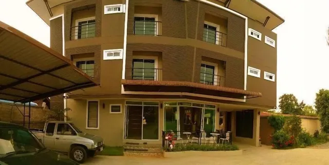 BanSappoori Hotel & Hostel, Lamphun Town