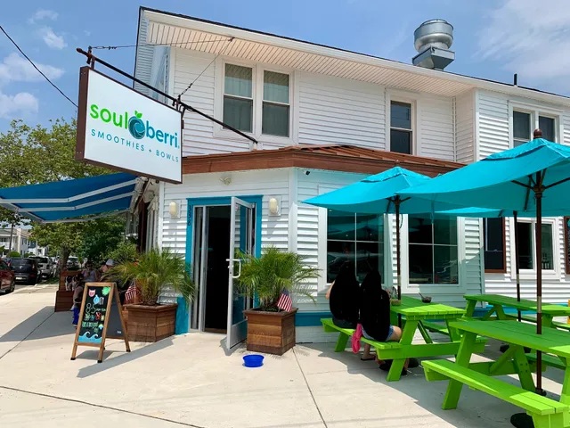 Soulberri Smoothies + Bowls