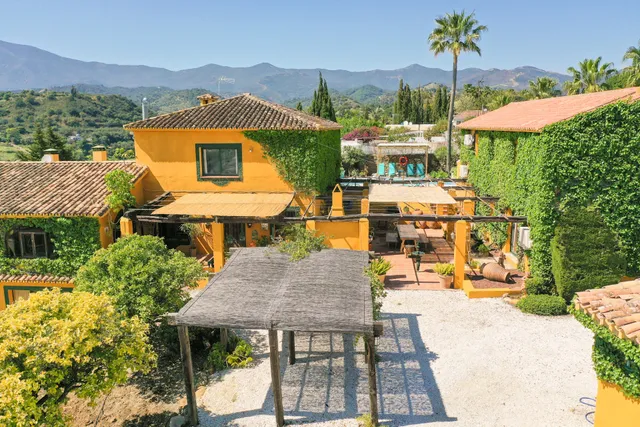 Hanami Finca Cumbres Borrascosas