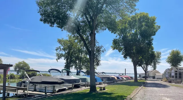 Cherokee Landing RV Resort