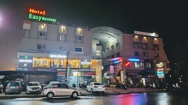 HOTEL EASYRETREAT
