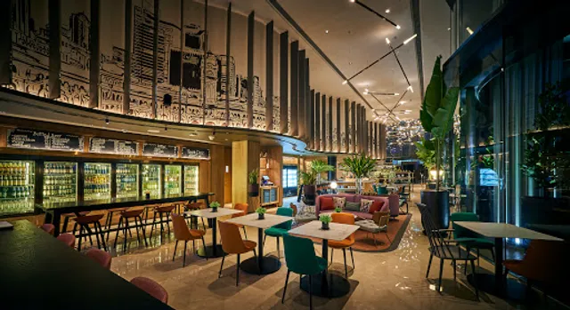 Étoile Bistro at EQ