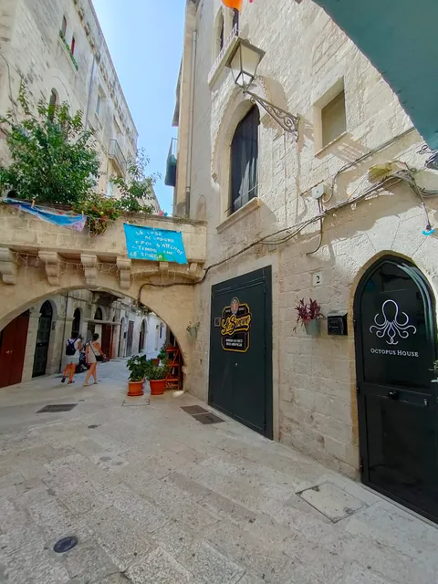 Octopus House Bari