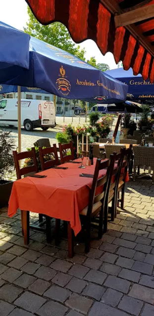 Don Camillo e Peppone