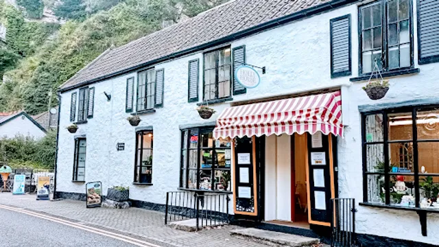 Holly House Tea Rooms