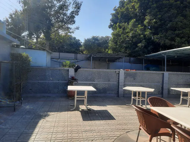 Star BBQ: Chinese & Pakistani Restaurant