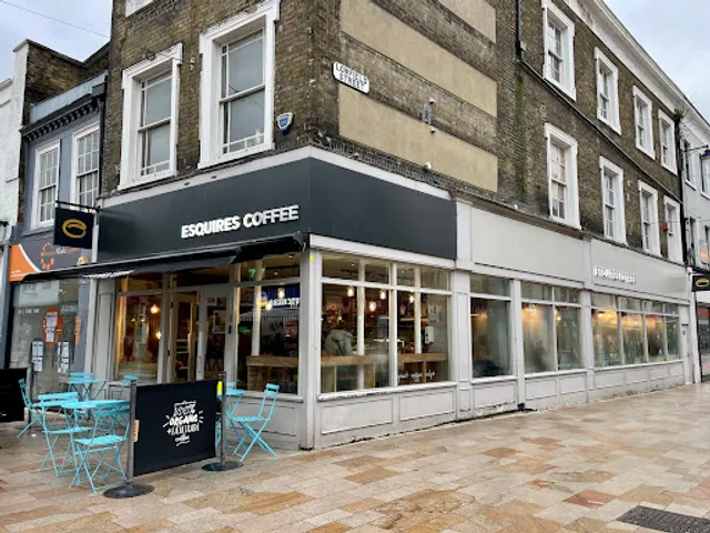 Esquires Coffee Dartford
