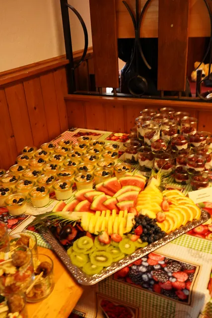 photo-1