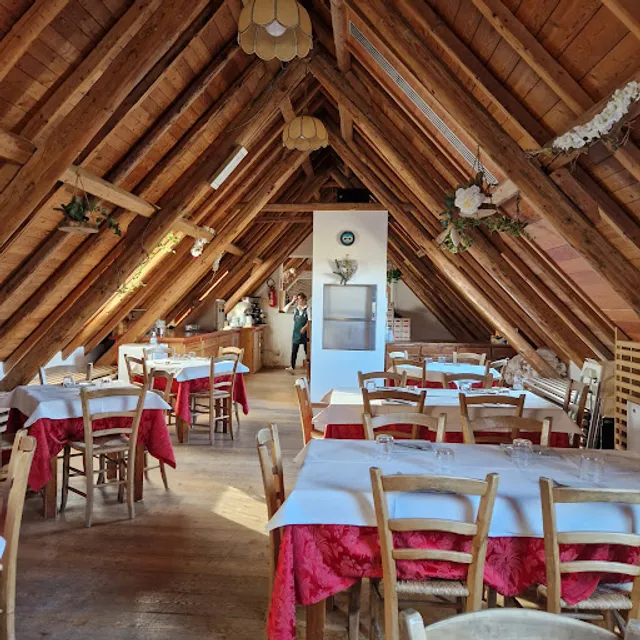 Centro Caseario e Agrituristico Tambre Spert Cansiglio - Bar Bianco