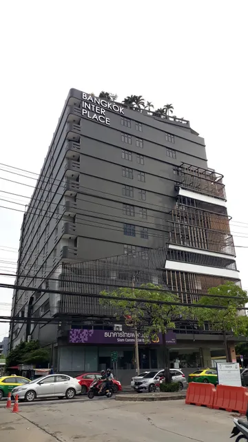 THE PEARL PLACE (เพิร์ล เพลส)