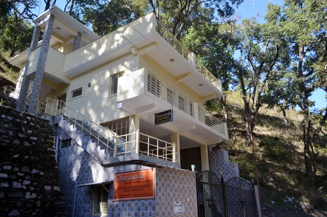 Gharaunda Guest House