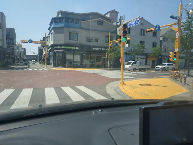 맘스터치 목포옥암점