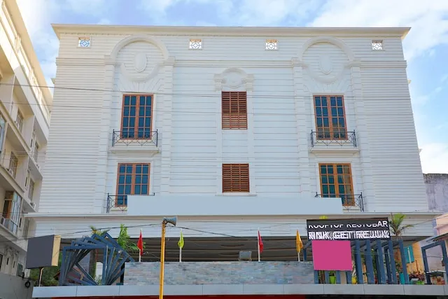 Pioneer Grand Palace