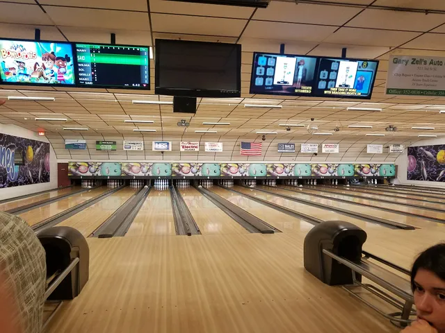 Riverview Lanes
