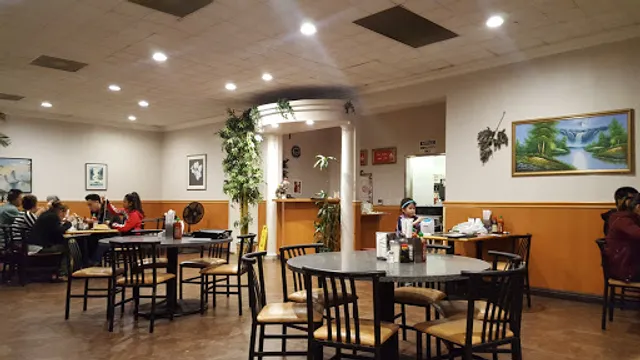 Pho Pioneer Restaurant