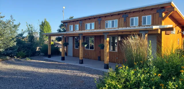 Blue Mountain RV & Trading