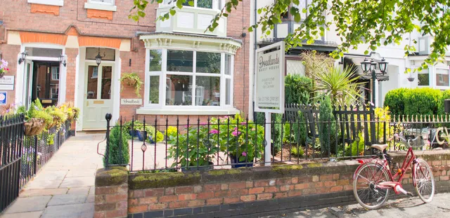 Broadlands Guest House