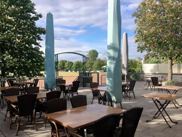 Nat-Pob Thai-Restaurant