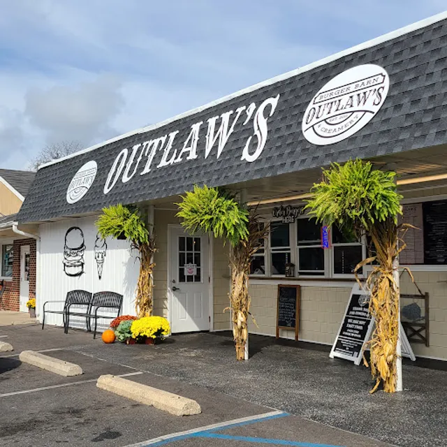 Outlaw's Burger Barn & Creamery