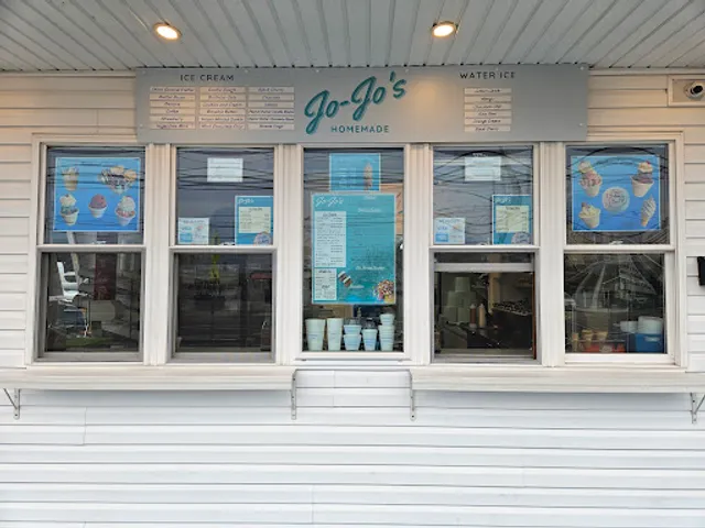 JoJo's Ice Cream and Water Ice