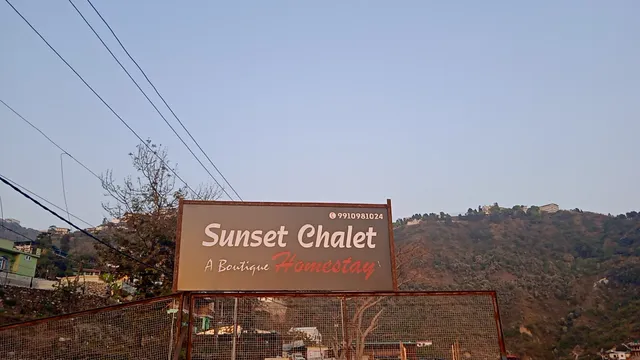 Sunset Chalet - A Boutique Homestay
