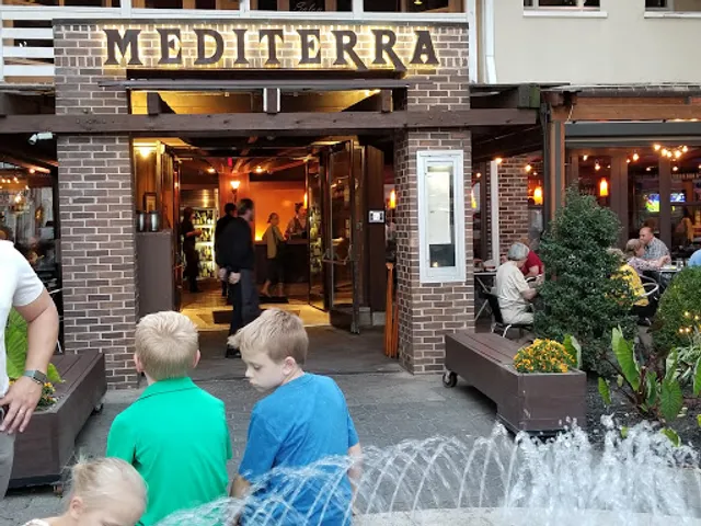 Mediterra Restaurant & Taverna