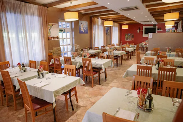 Ristorante Pizzeria Gia' Che Ci Sei