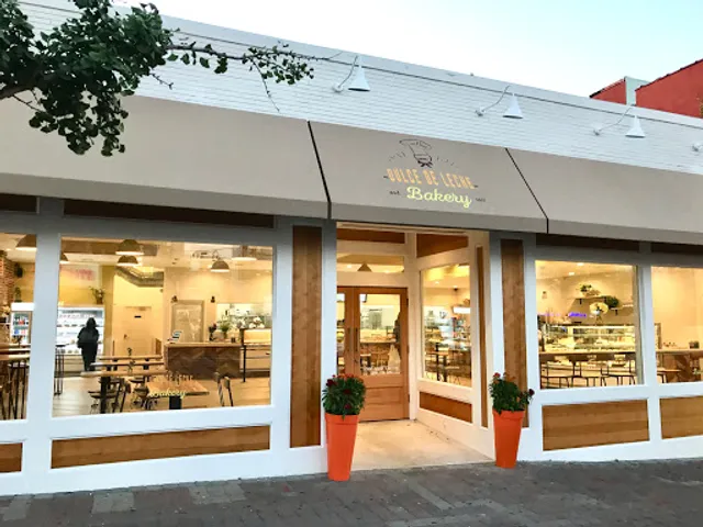 Dulce De Leche Bakery