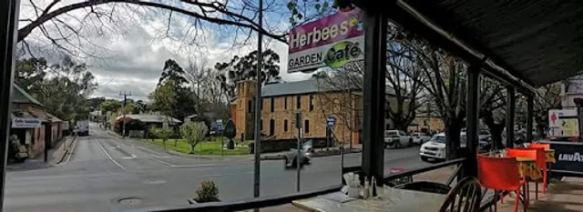 Herbees Garden Cafe