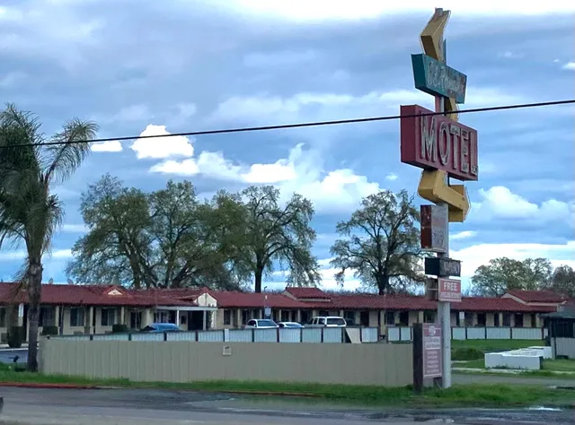 El Rancho Motel